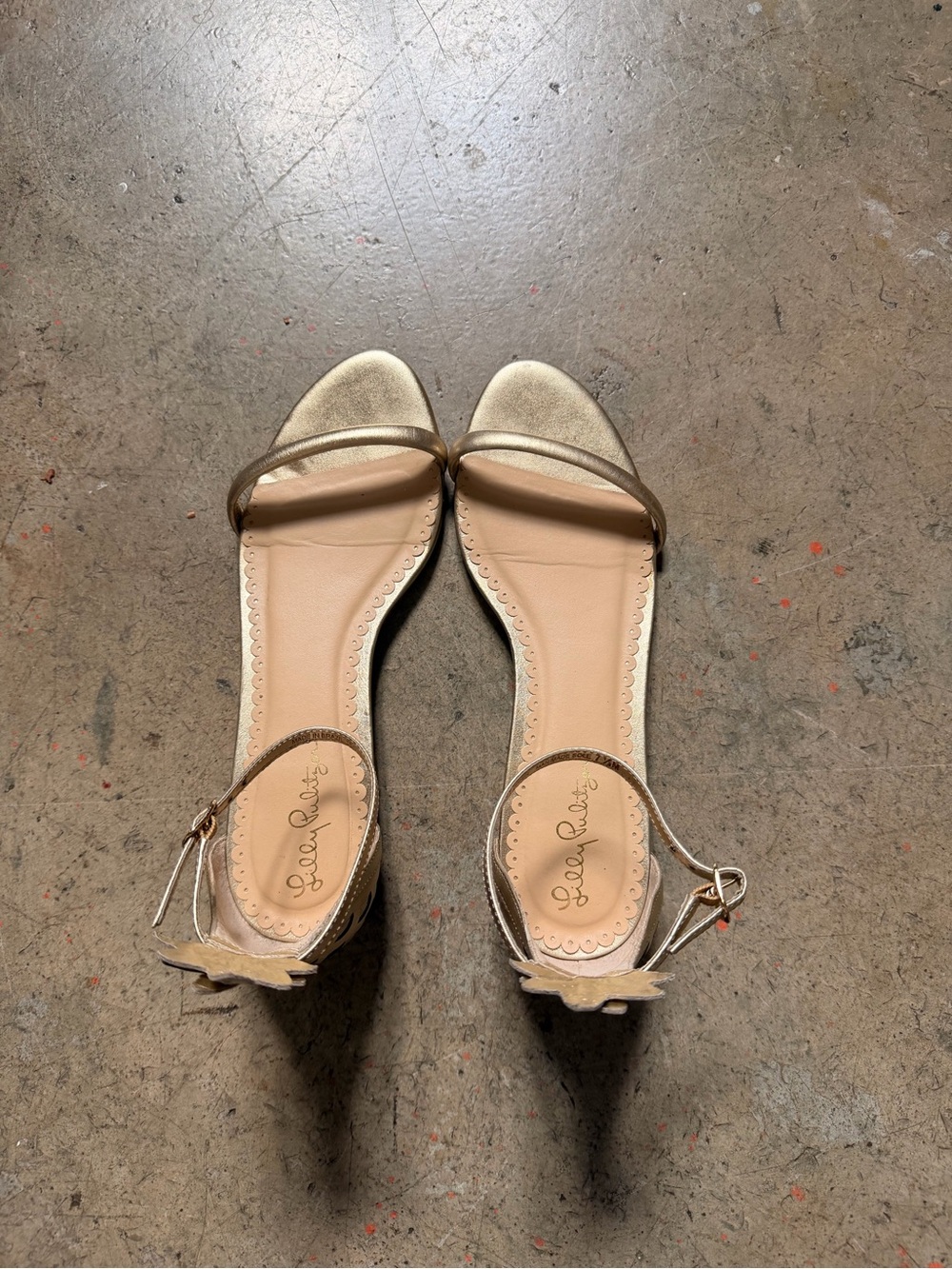 Lilly Pulitzer Gold Leather Pineapple Sandals Size 7 - Picture 2 of 9